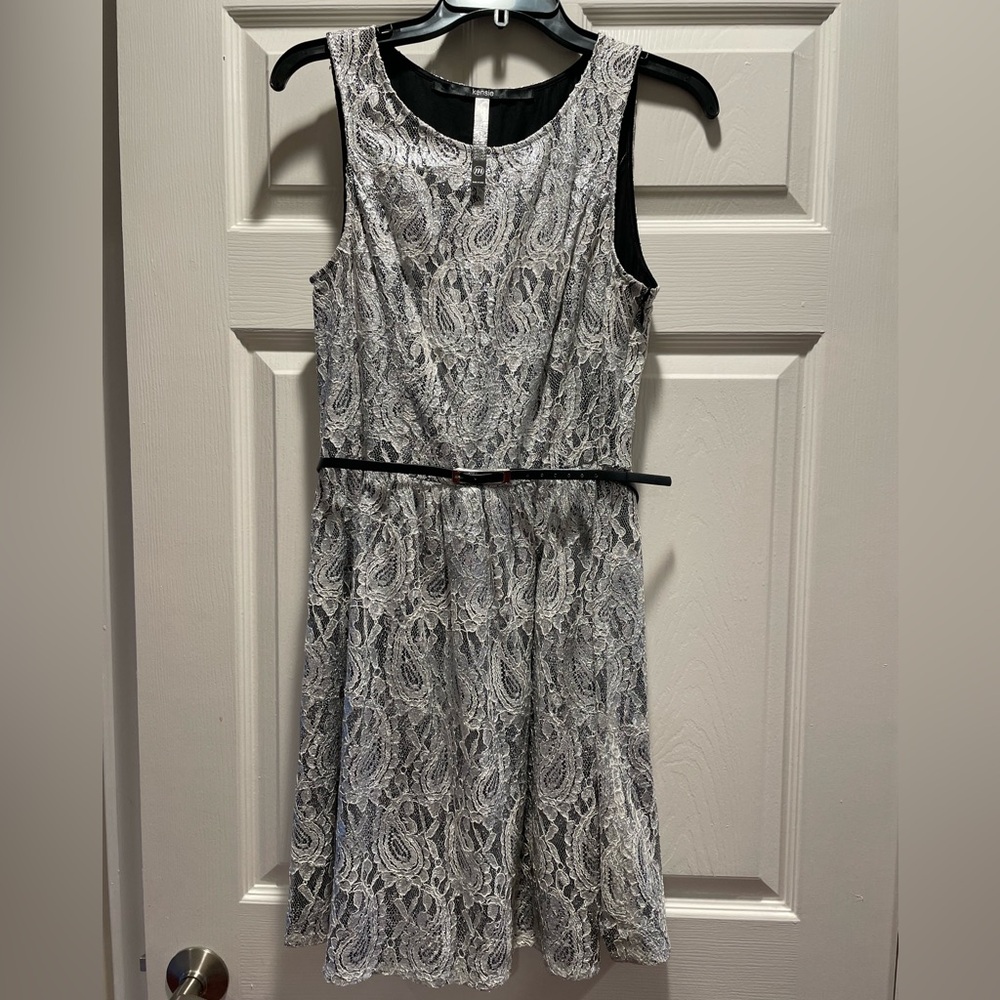 Kensie Sleeveless Metallic Lace Dress